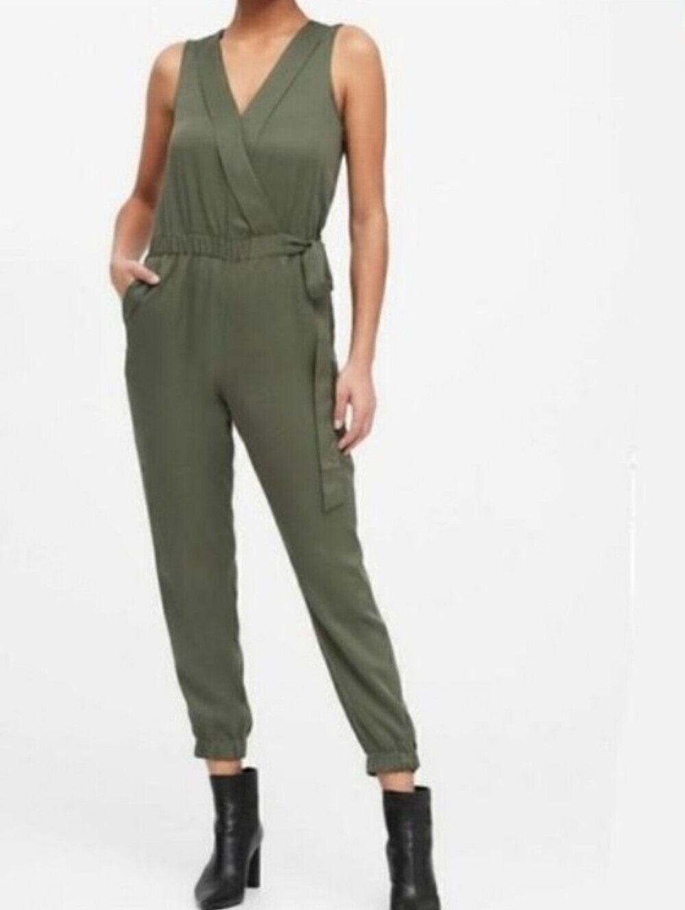 Banana Republic Sleeveless Army Green Surplice Wrap Front Jumpsuit Pantsuit Sz 8